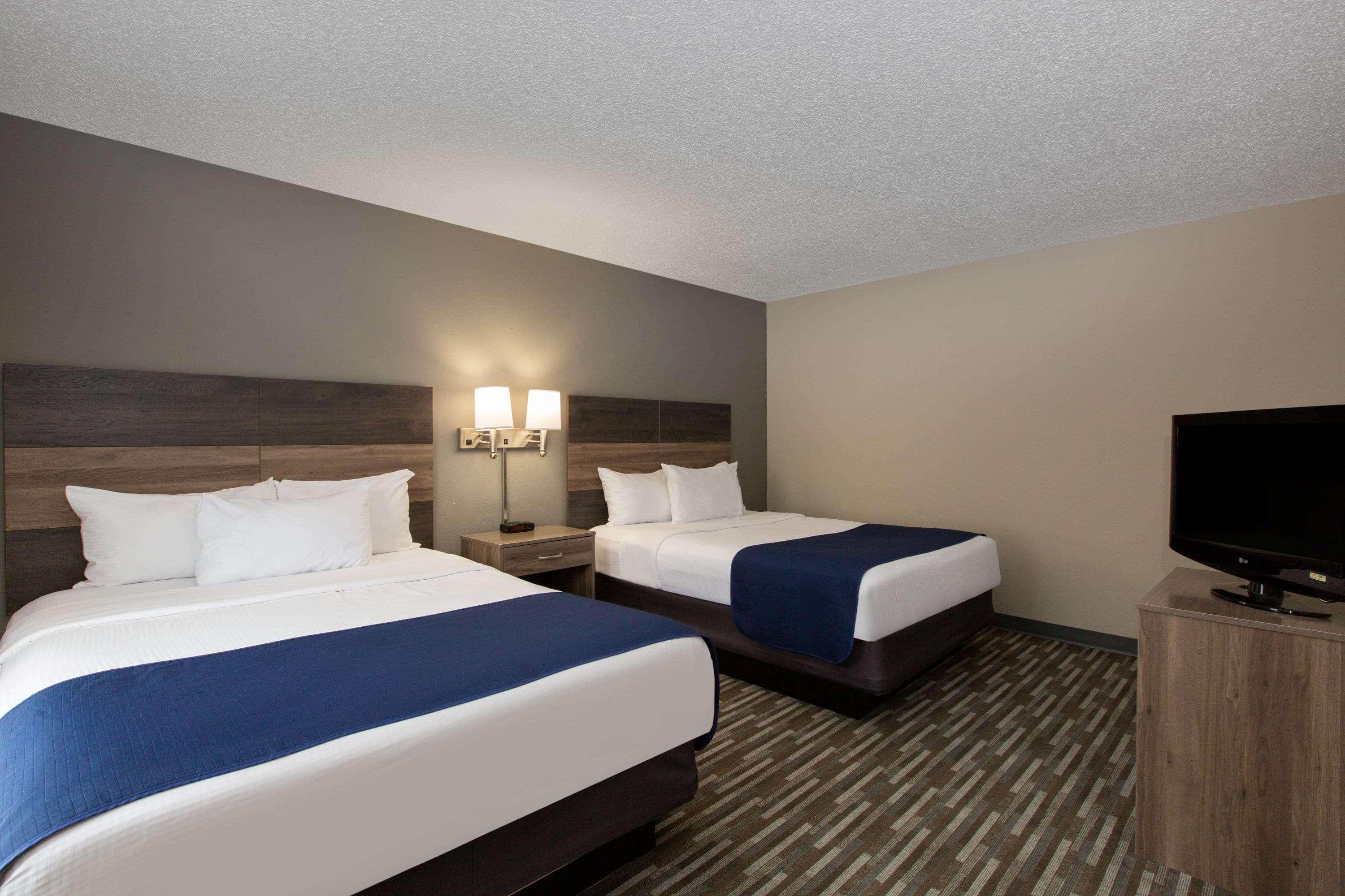 Days Inn & Suites By Wyndham Висконсин Делс Экстерьер фото