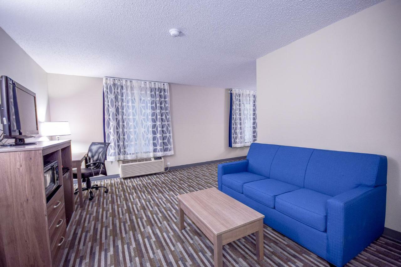 Days Inn & Suites By Wyndham Висконсин Делс Экстерьер фото