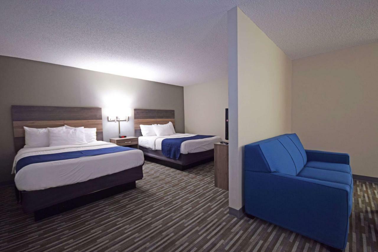 Days Inn & Suites By Wyndham Висконсин Делс Экстерьер фото